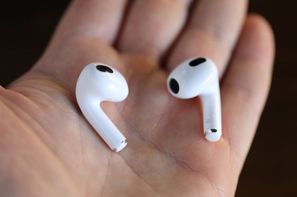 Apple AirPods 3rd generation